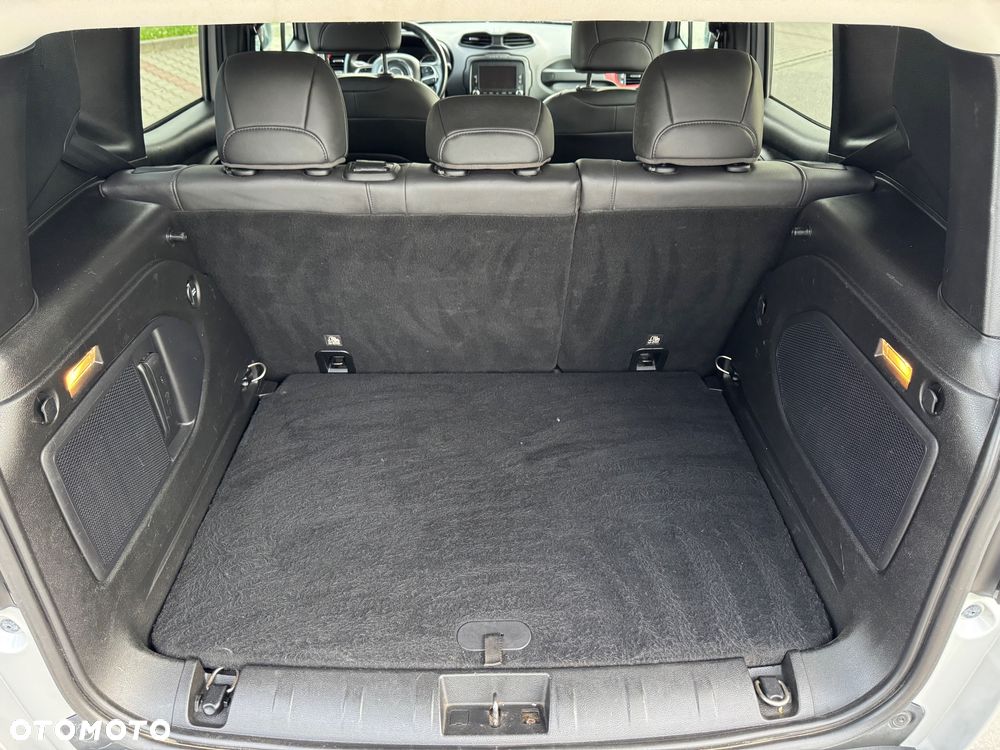 Jeep Renegade 2.0 MultiJet Trailhawk 4WD S&S - 40