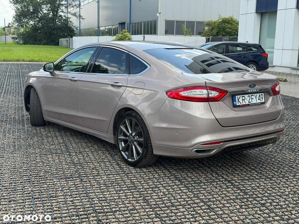 Ford Mondeo Vignale 2.0 TDCi PowerShift - 4