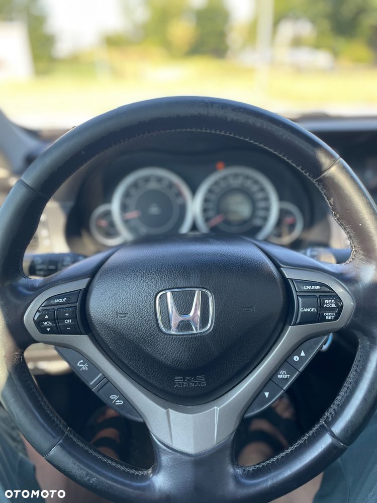 Honda Accord 2.0 Executive - 25