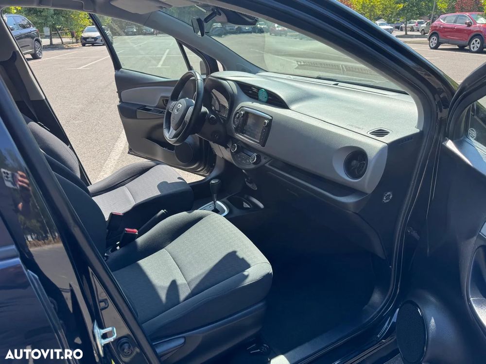 Toyota Yaris 1.5 VVT-i HSD Exclusive - 16