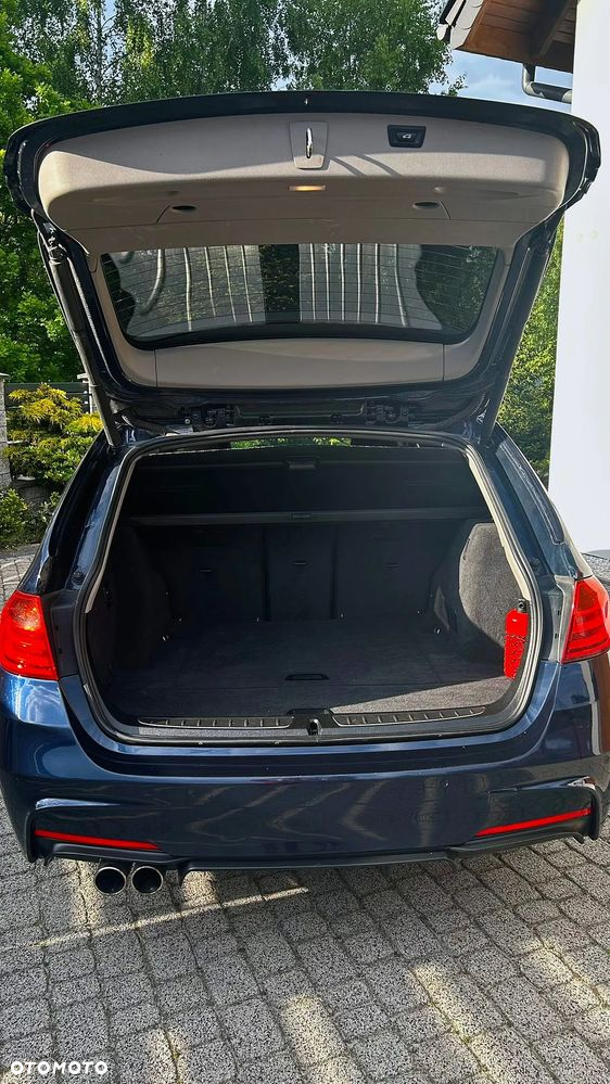 BMW Seria 3 318d Touring Sport Line - 10