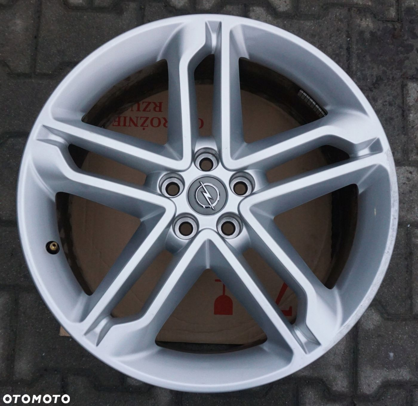Opel Ampera-e Astra 19" 5x105x56,6 ET38 F48 - 5
