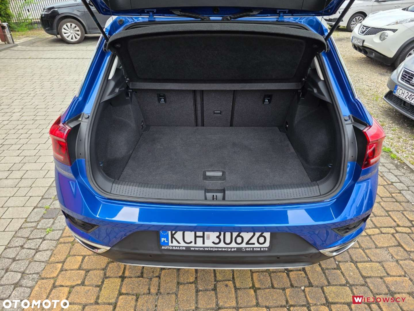 Volkswagen T-Roc - 14
