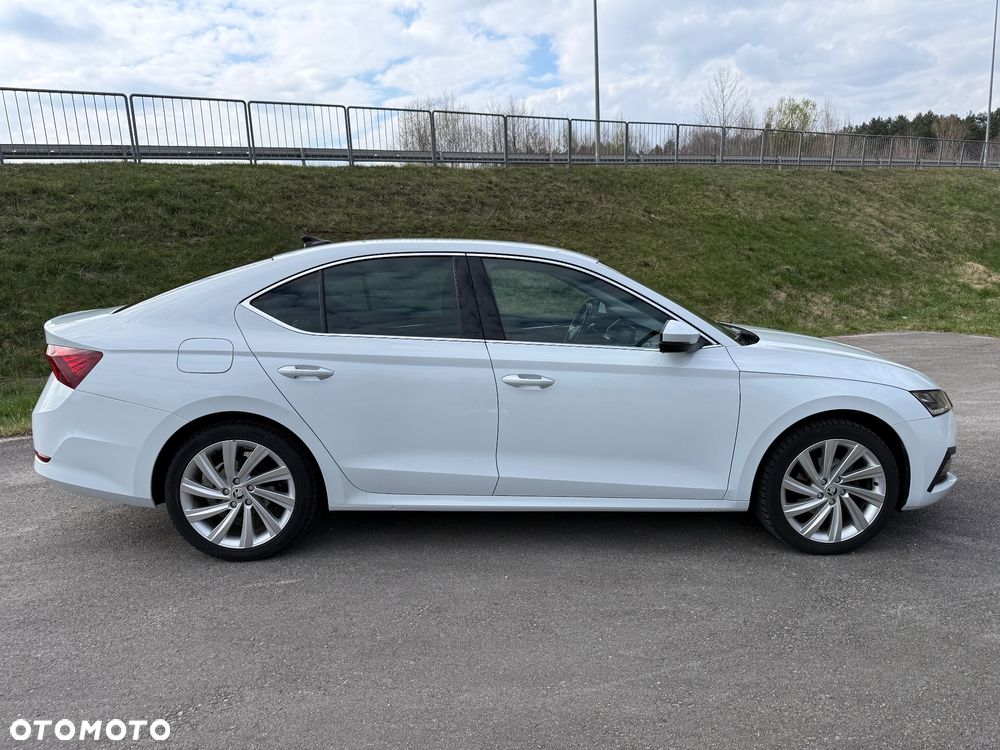 Skoda Octavia 2.0 TDI Style DSG - 9