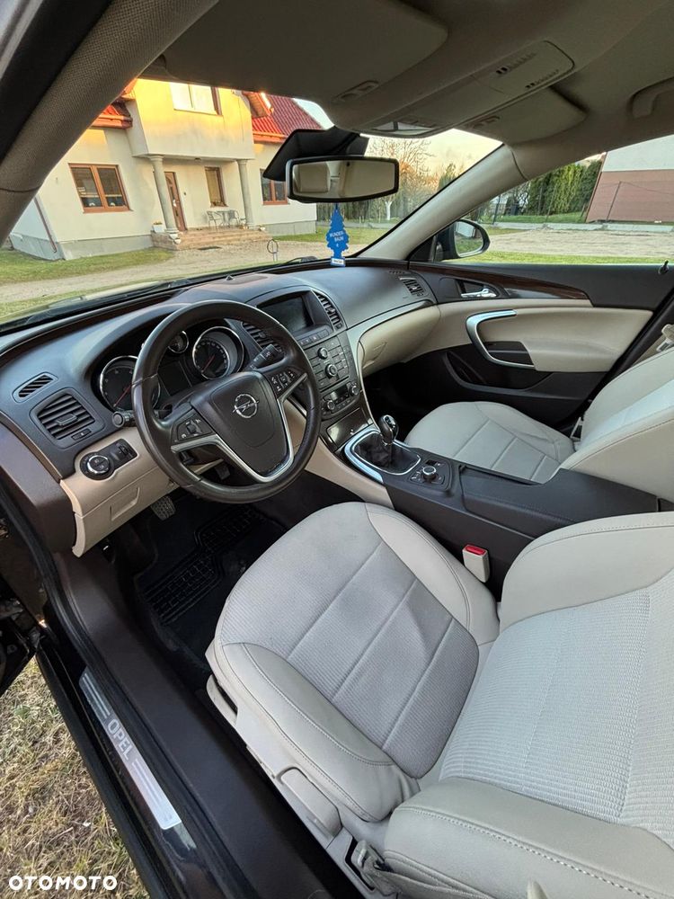 Opel Insignia 2.0 CDTI - 13