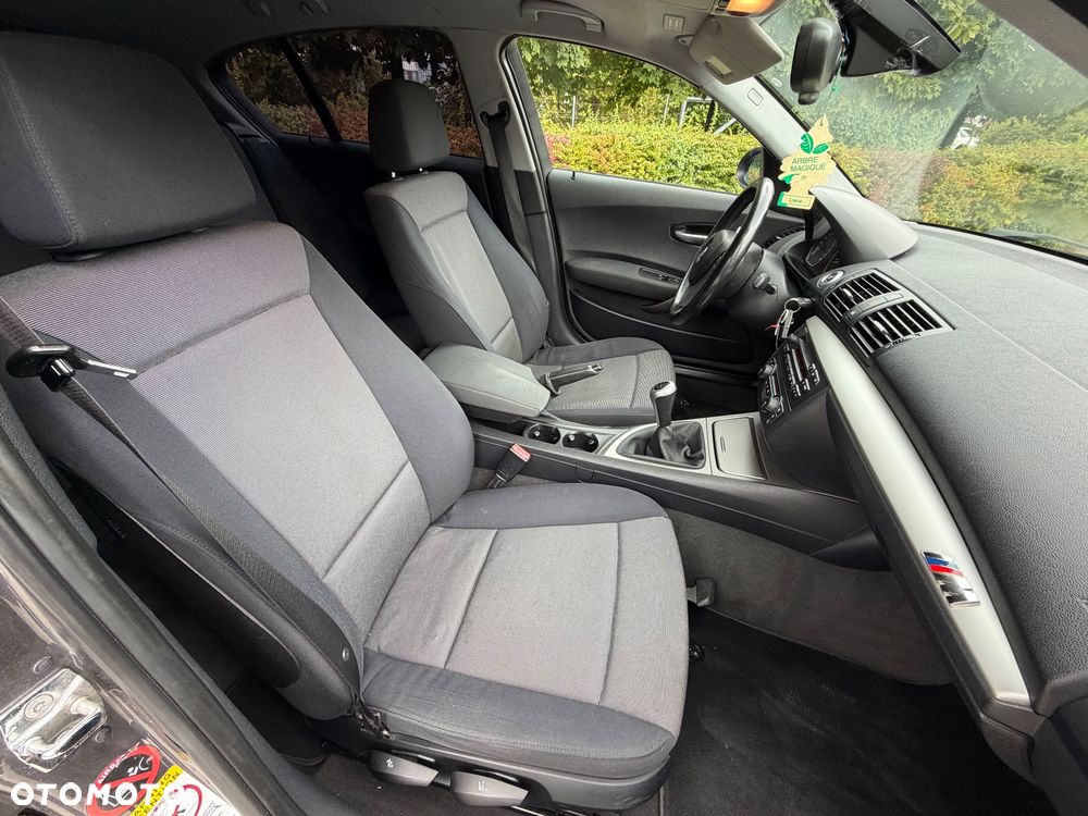 BMW Seria 1 - 20