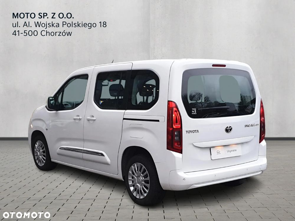 Toyota Proace City Verso 1.2 D-4T Business - 3