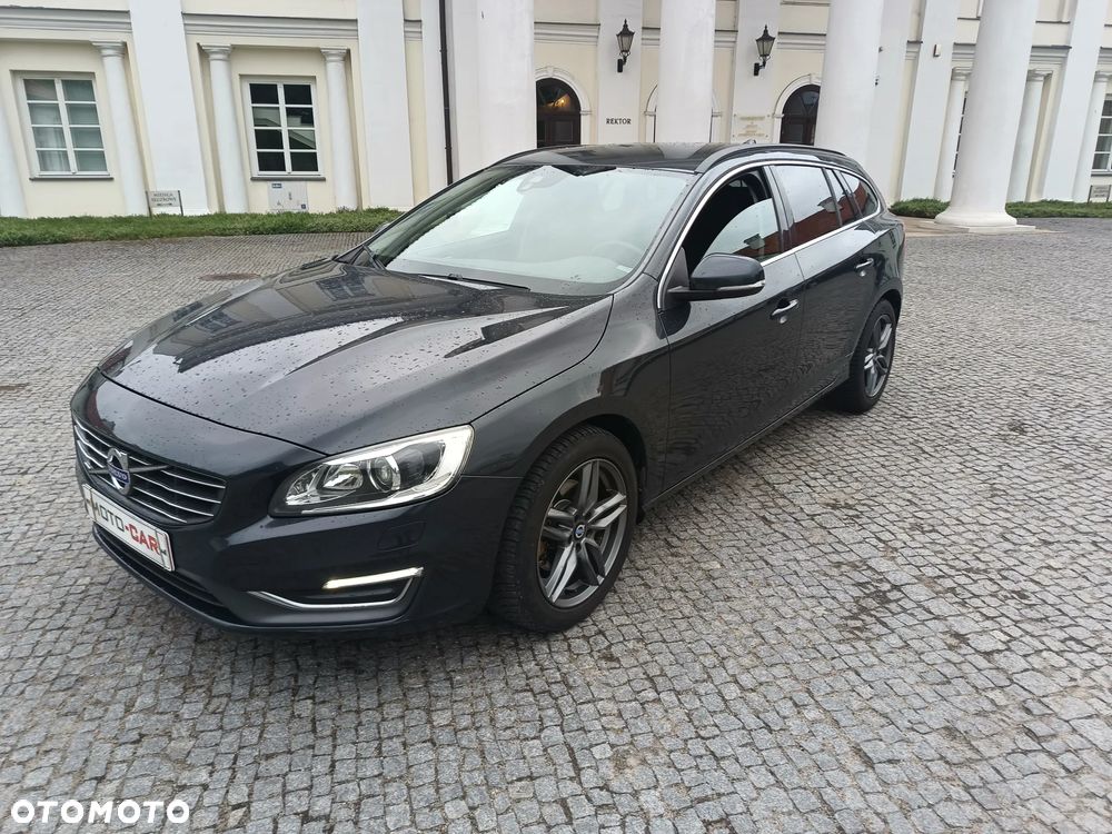 Volvo V60 D3 Edition - 1