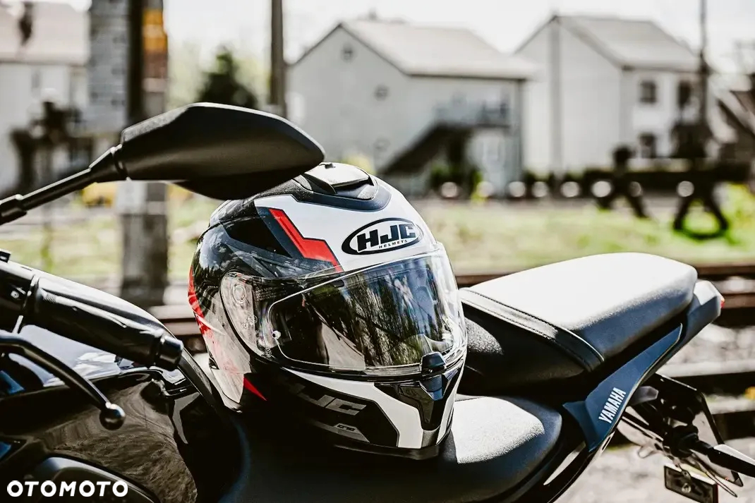 Yamaha MT - 11