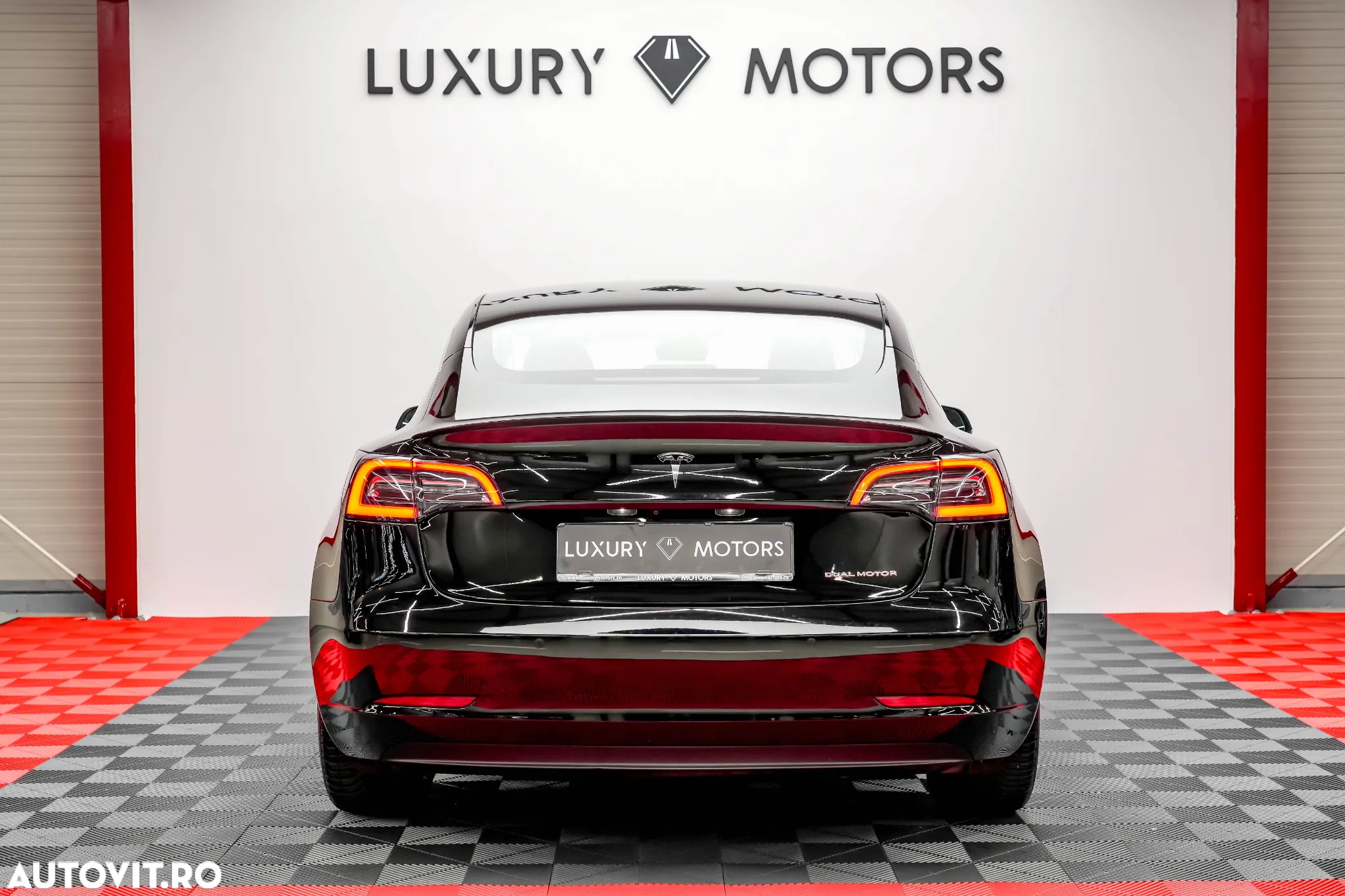 Tesla Model 3 Langstreckenbatterie Allradantrieb Dual Motor - 13
