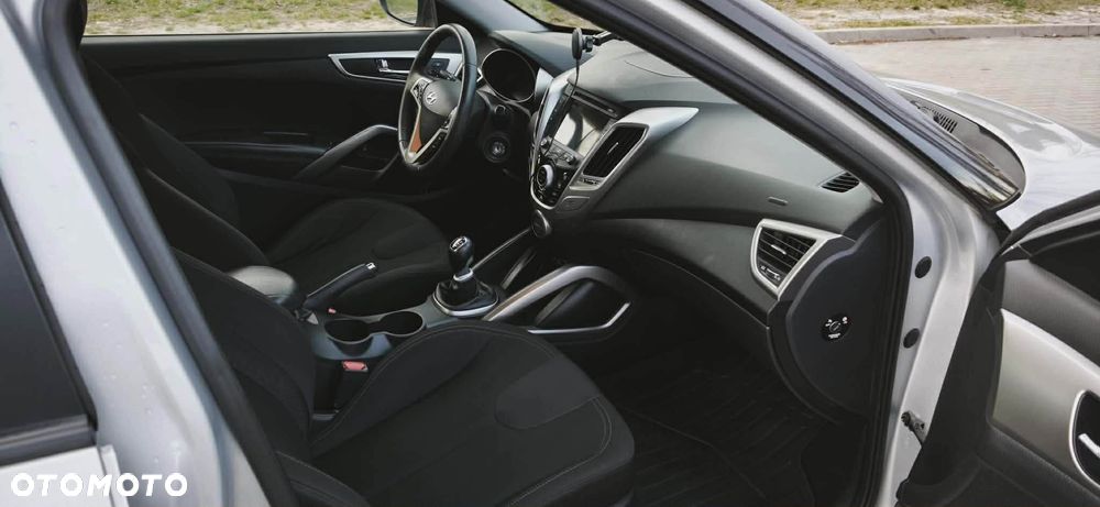 Hyundai Veloster 1.6 GDI Style - 5