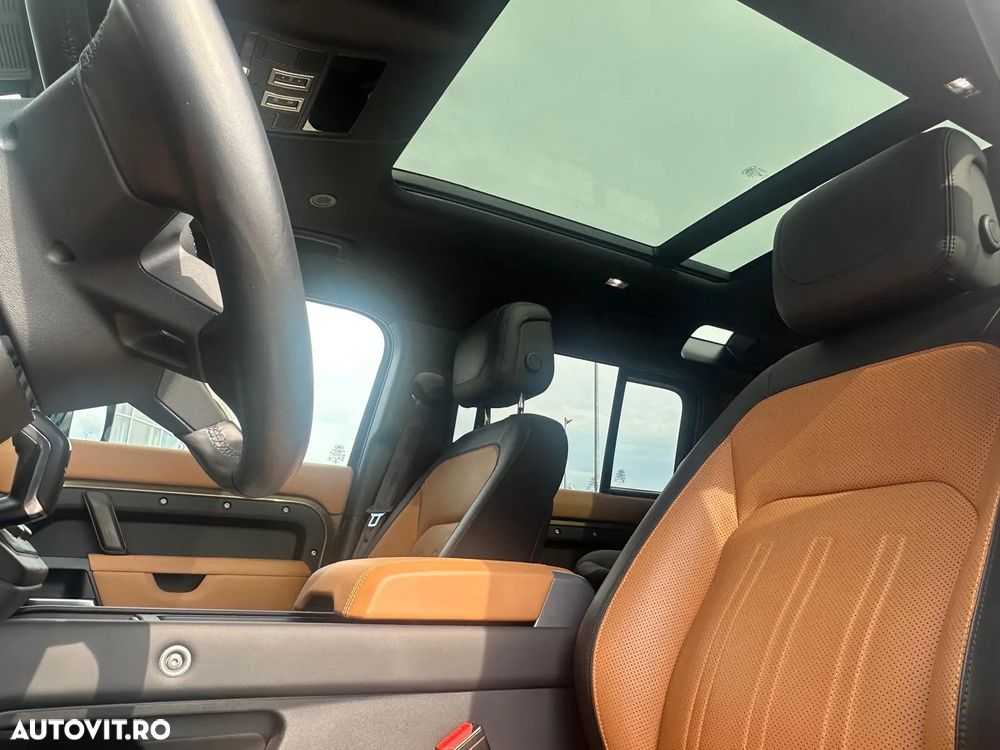 Land Rover Defender 110 3.0 D300 MHEV X - 11