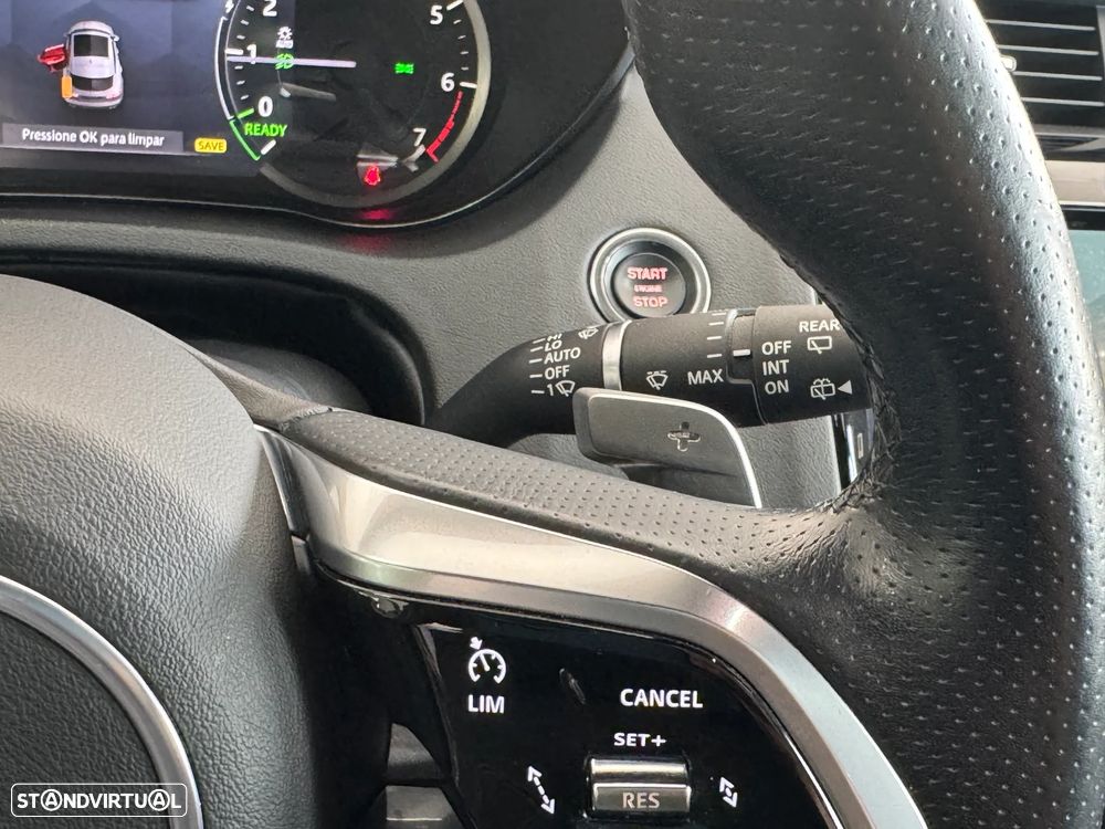 Jaguar E-Pace 1.5 P300e R-Dynamic HSE AWD Aut. — fotografia 36