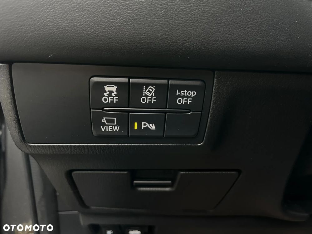 Mazda 6 2.0 SkyPassion - 32