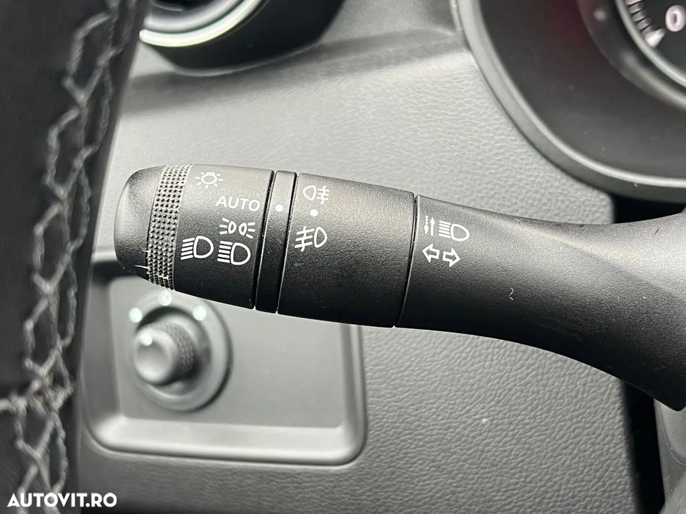 Dacia Duster 1.5 Blue dCi 4WD Comfort - 27