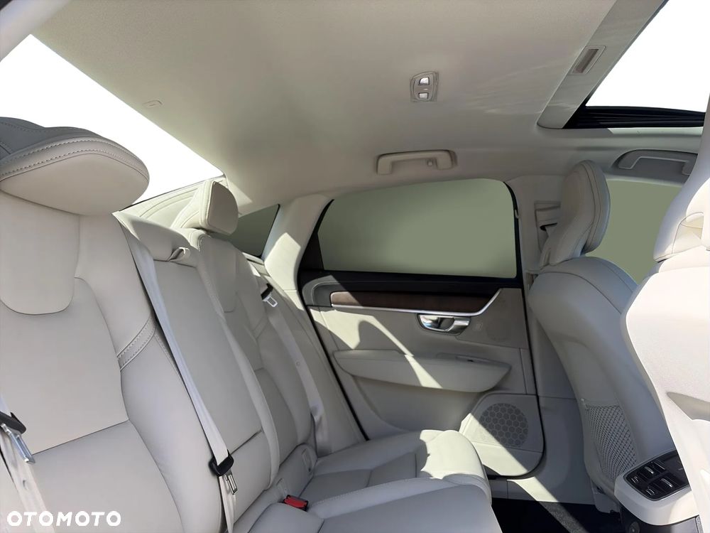 Volvo S90 B5 D AWD Inscription - 17