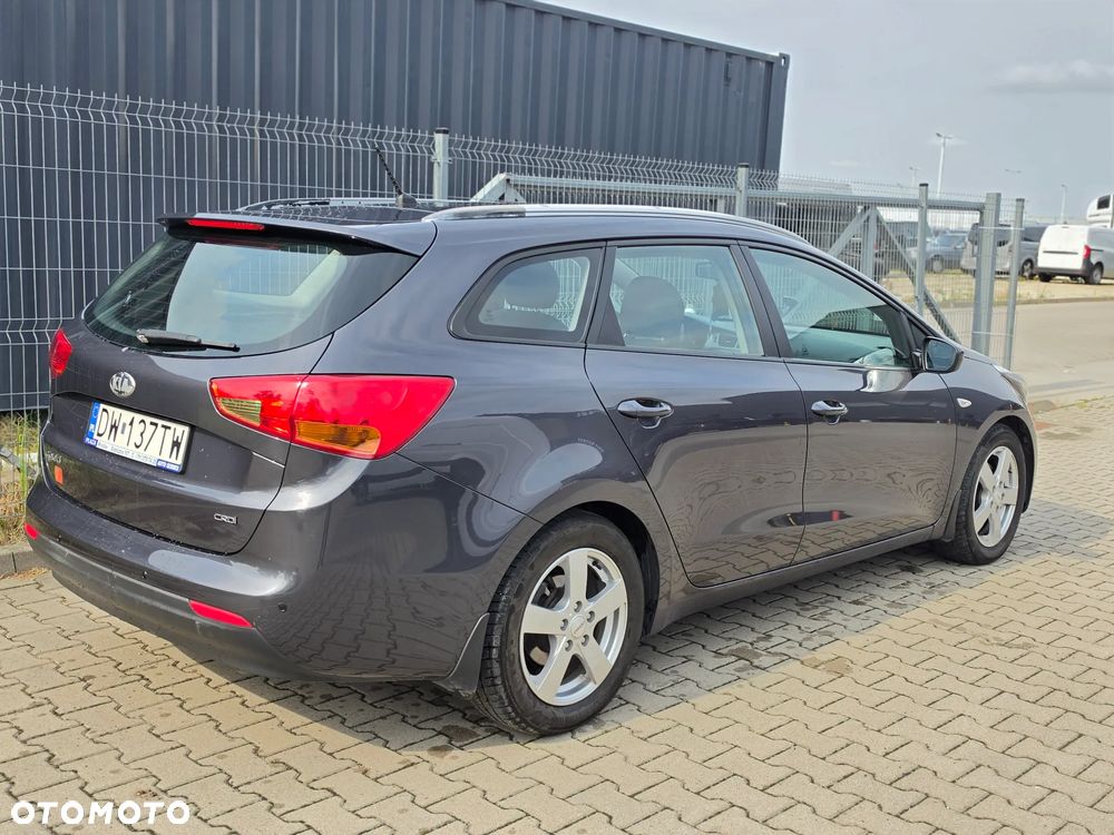 Kia Ceed 1.6 CRDi L - 3