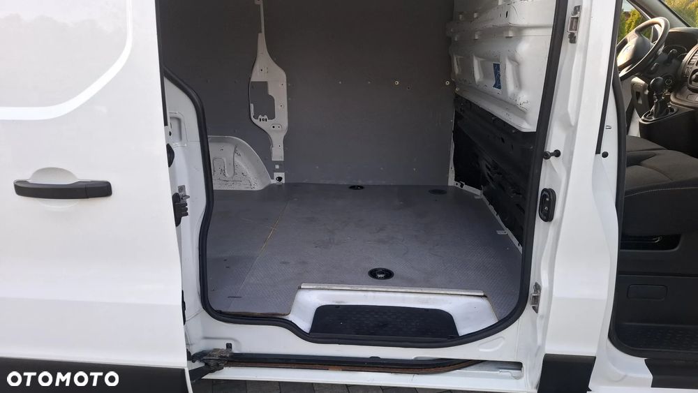 Renault Trafic - 21