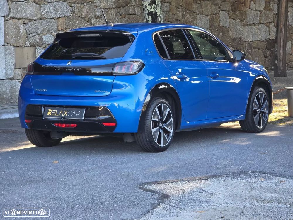 Peugeot e-208 - 11