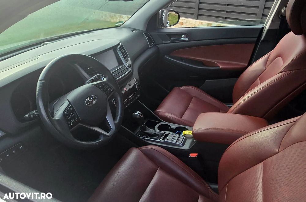 Hyundai Tucson 2.0 CRDI 4WD 6AT Luxury Pack+ - 13