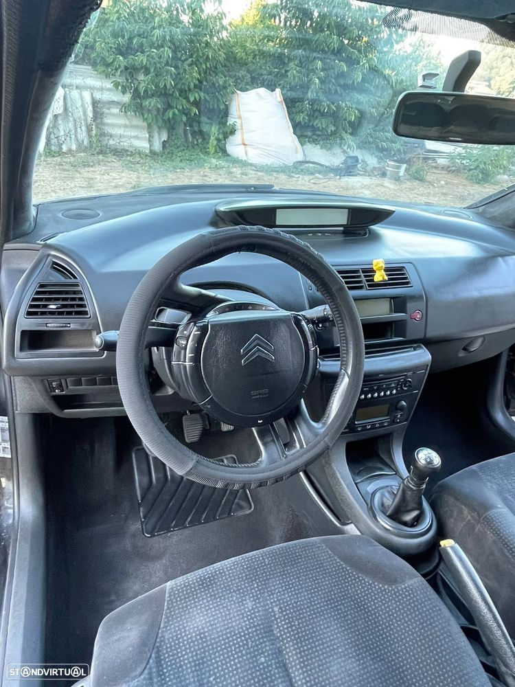 Citroën C4 1.6 HDi FAP Advance - 3