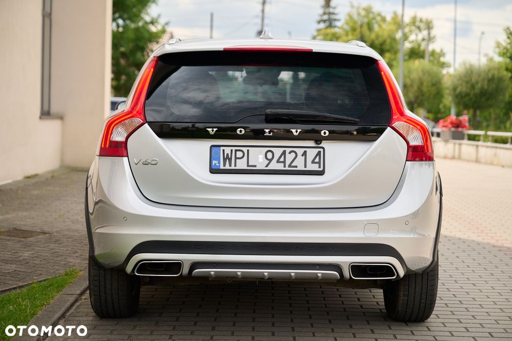 Volvo V60 D3 Geartronic Momentum - 8