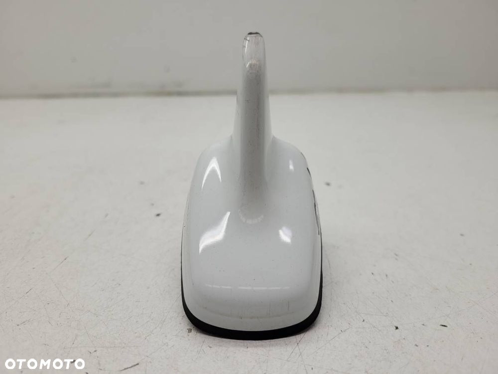 ANTENA DACHOWA 4G0035503AD AUDI A6 C7 2018 EUROPA BIAŁA - 4