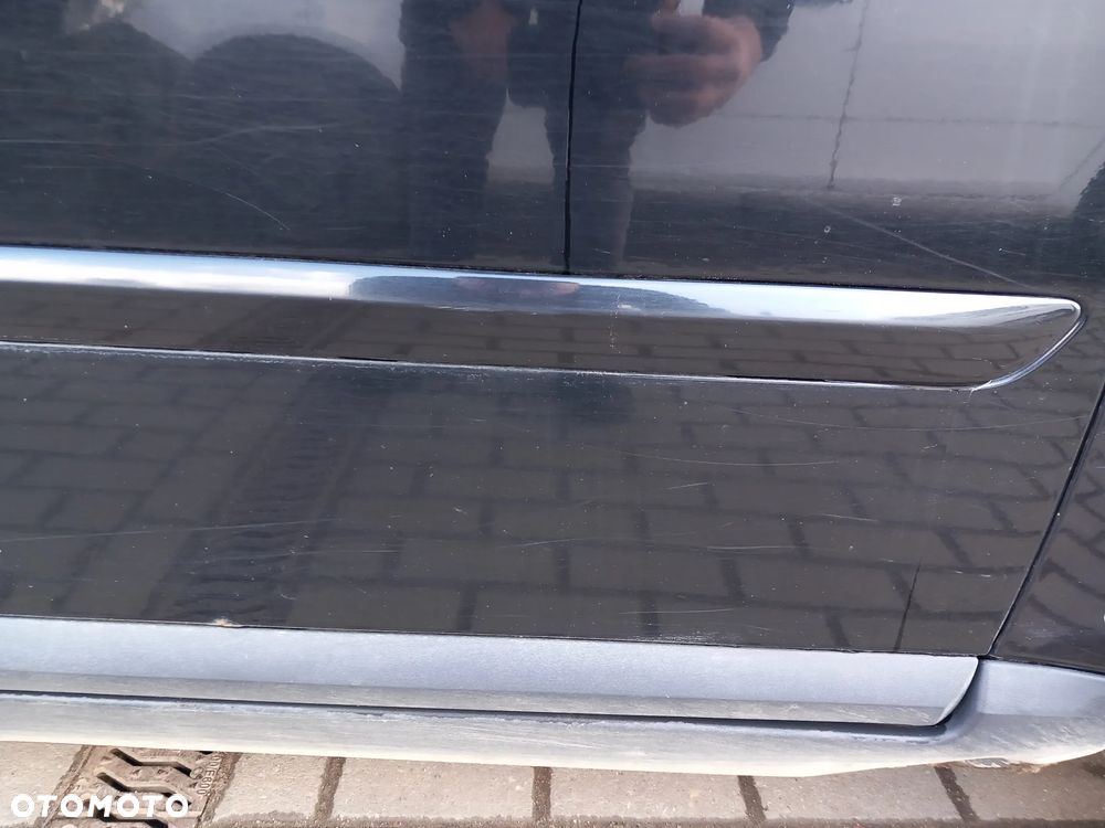 VOLVO V50 DRZWI PRAWE PRZEDNIE PRAWY PRZÓD KOLOR: 019-26 - 4