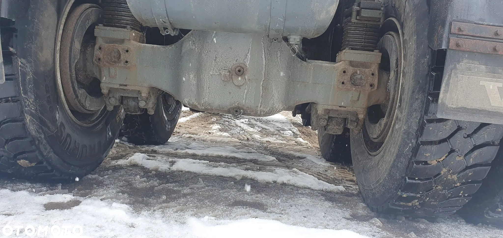 Volvo FM420 6x6 - 5