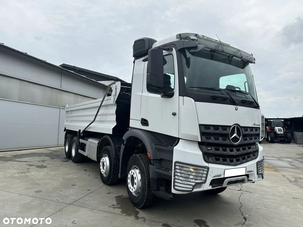 Mercedes-Benz Arocs 8x4 wywrotka - 16