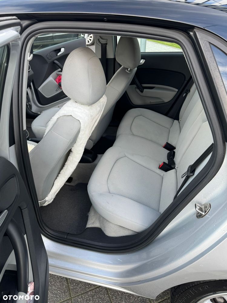 Audi A1 Sportback 1.6 TDI Ambition S tronic - 16