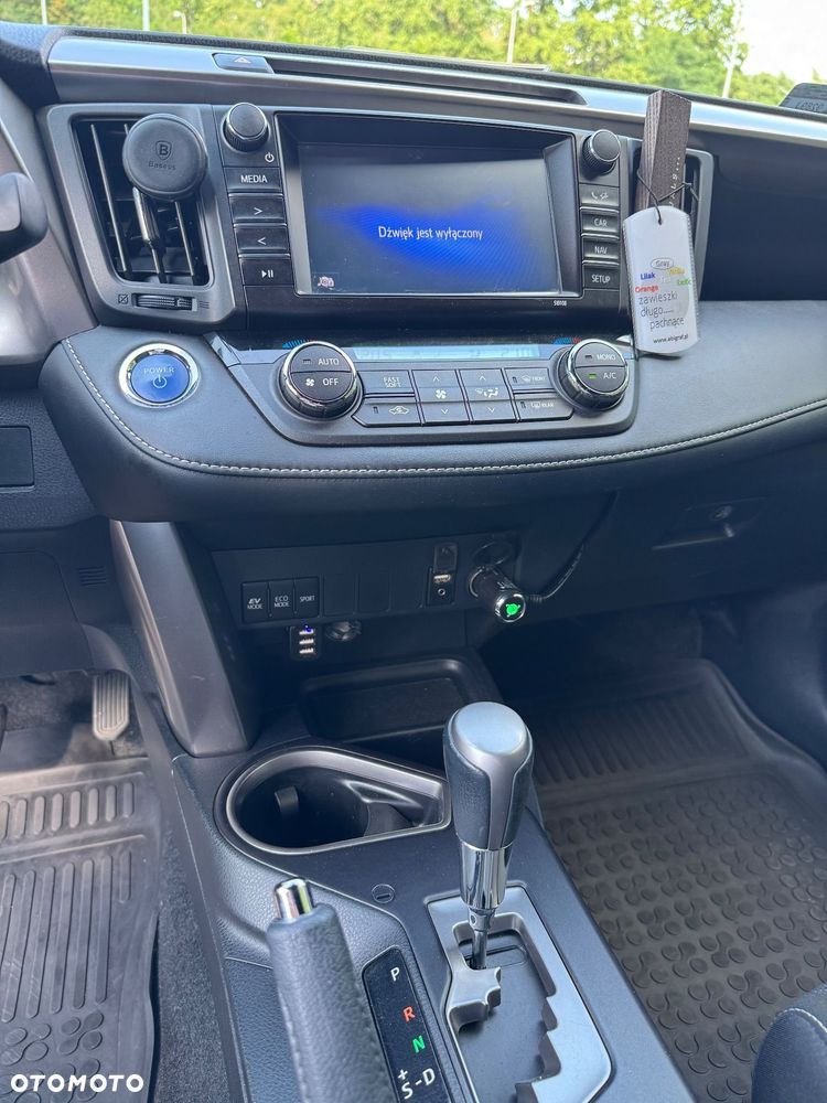 Toyota RAV4 Hybrid Premium 4x4 - 6