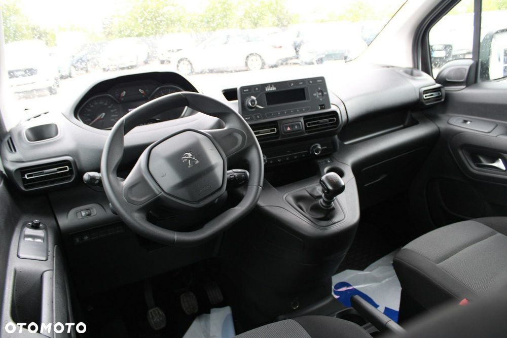 Peugeot Rifter - 21