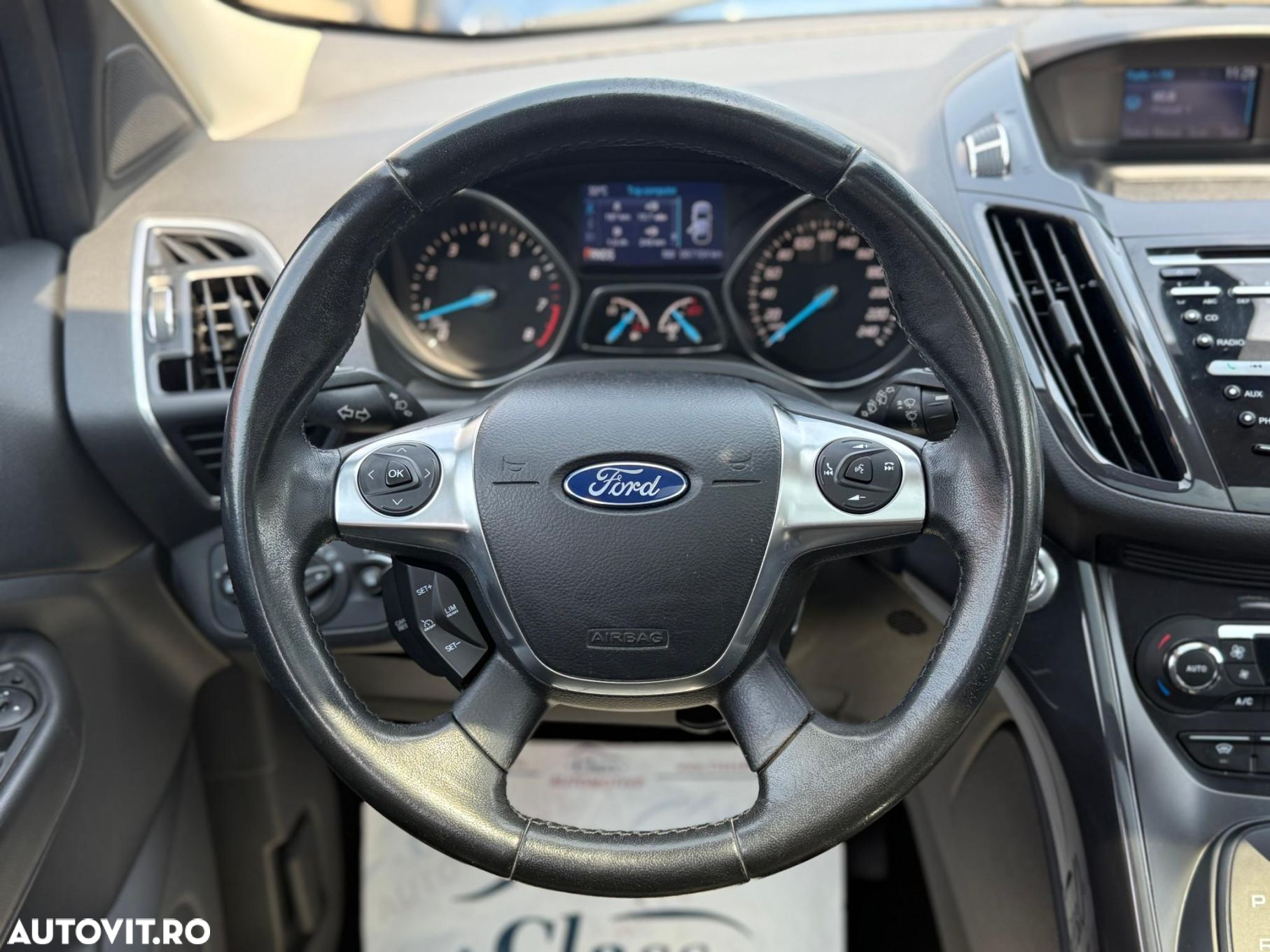 Ford Kuga 1.6 EcoBoost Aut. 4WD Titanium - 5
