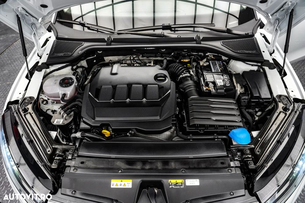 Skoda Octavia 2.0 TDI DSG Style - 23