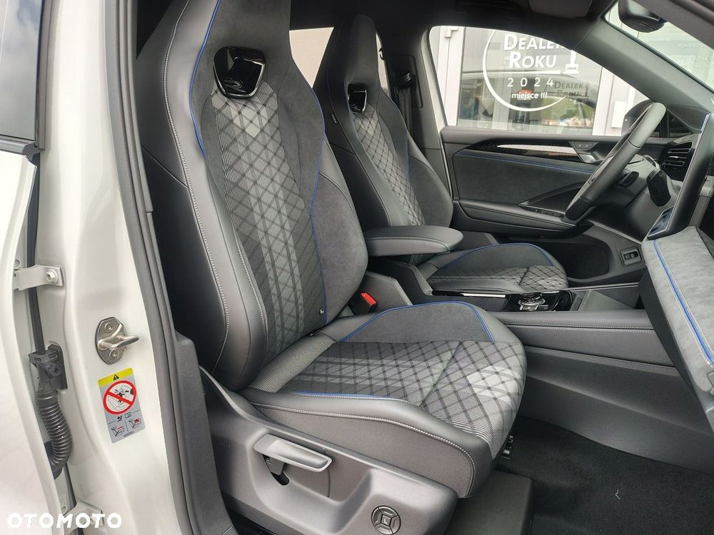 Volkswagen Tiguan 1.5 eTSI R-Line Plus DSG - 12