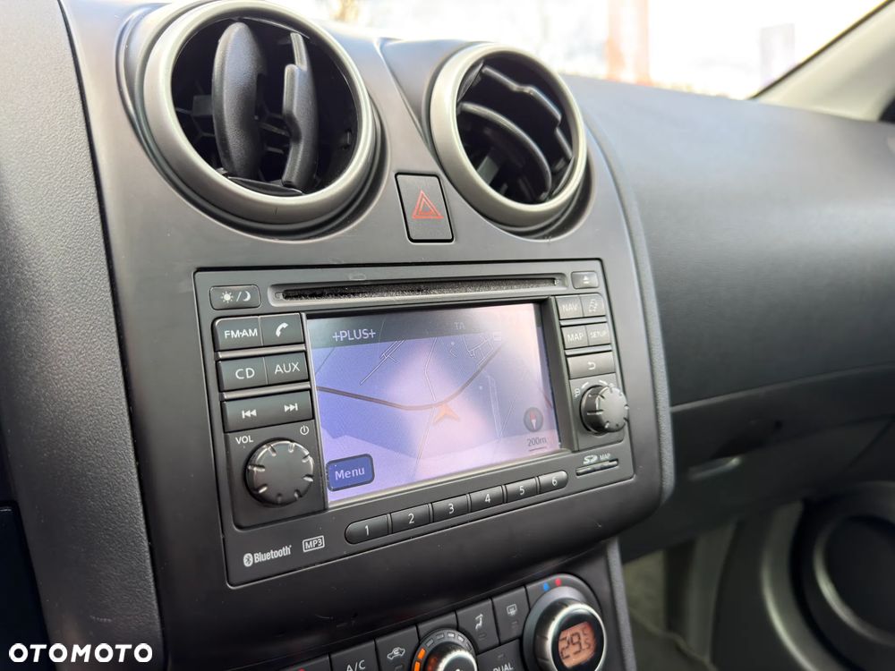 Nissan Qashqai+2 - 22