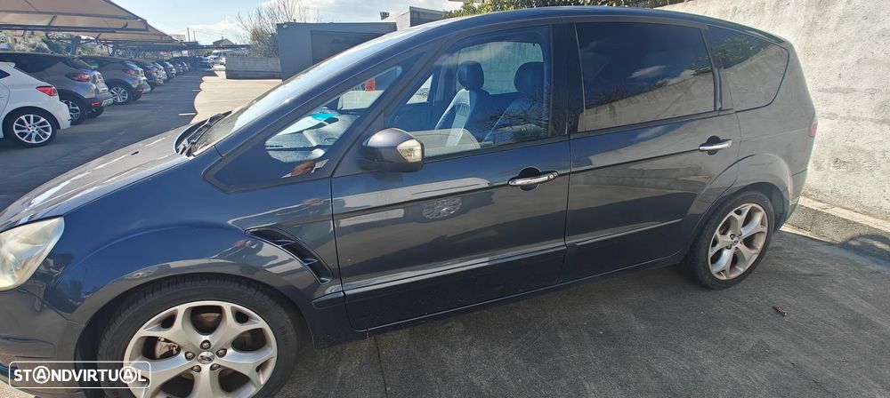 Ford S-Max 2.0 TDCi Titanium 7L - 7