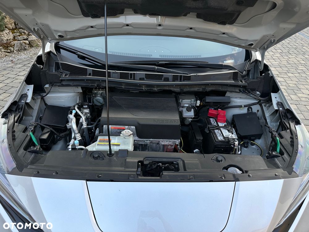 Nissan Leaf - 14