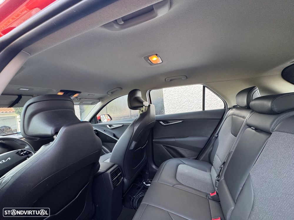 Kia Niro - 16