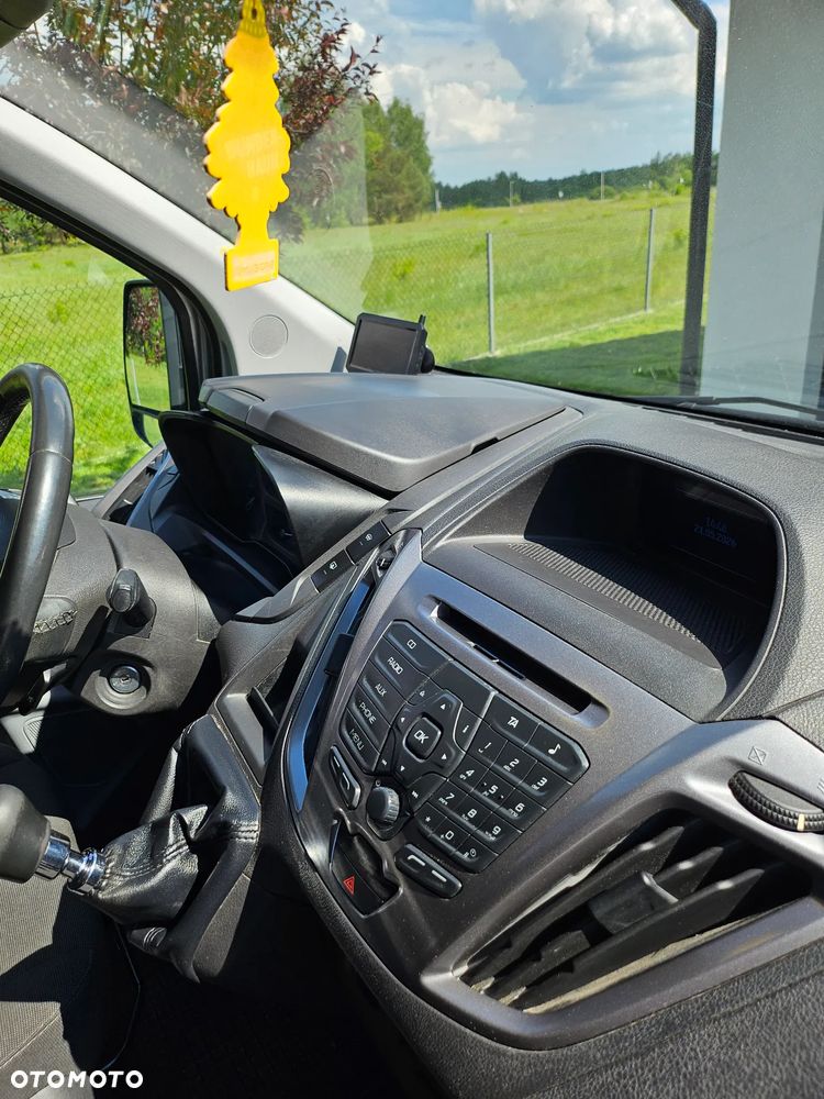 Ford Transit Custom - 8
