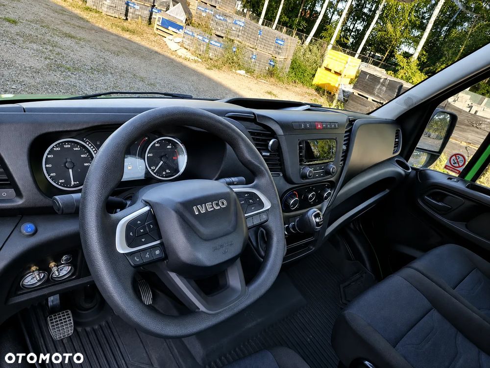 Iveco Daily Autolaweta Laweta Wciągarka Poduszki Najazd 490cm Ładowność 1600 Hak 3500kg - 8
