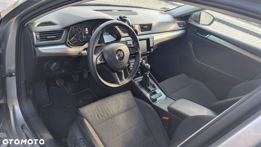 Skoda Superb 1.4 TSI ACT Ambition - 10