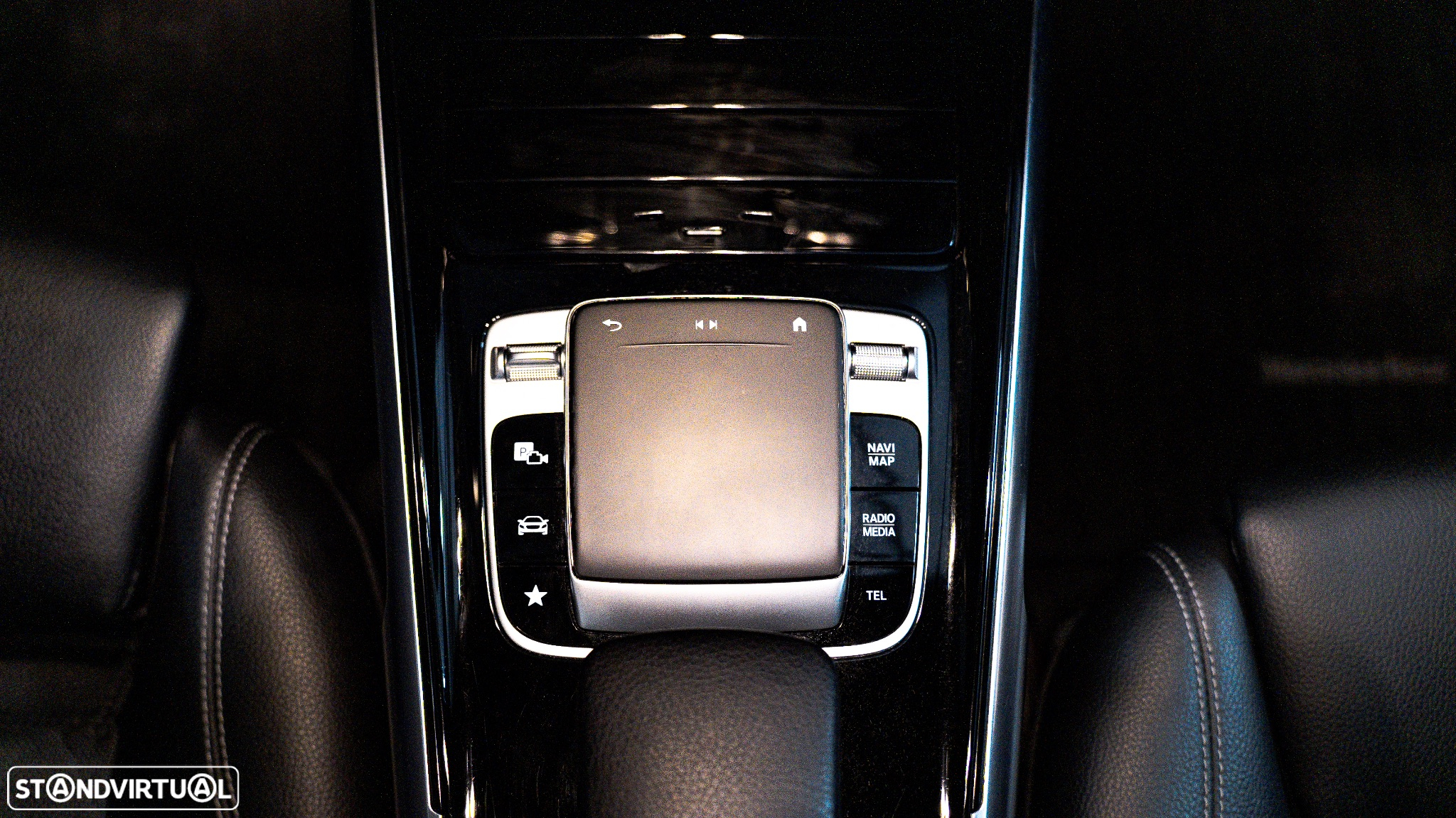 Mercedes-Benz GLB 200 d 8G-DCT Progressive - 32