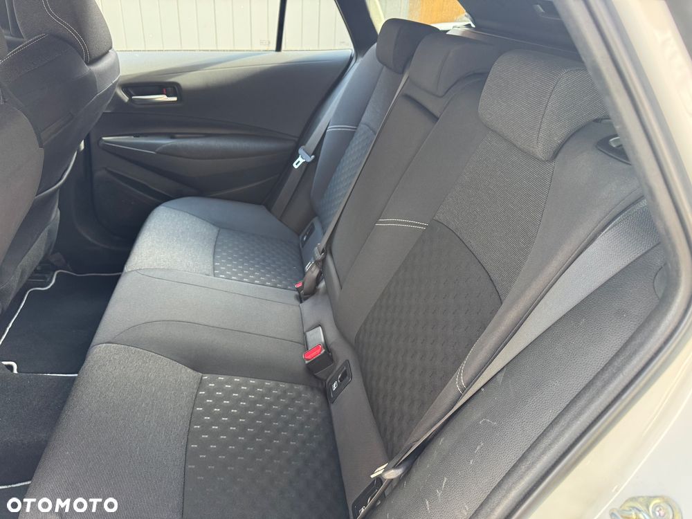Toyota Corolla 1.8 Hybrid Comfort - 30