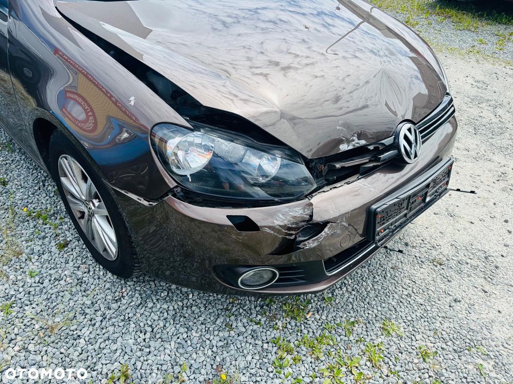 Volkswagen Golf 1.6 TDI DPF MATCH - 21