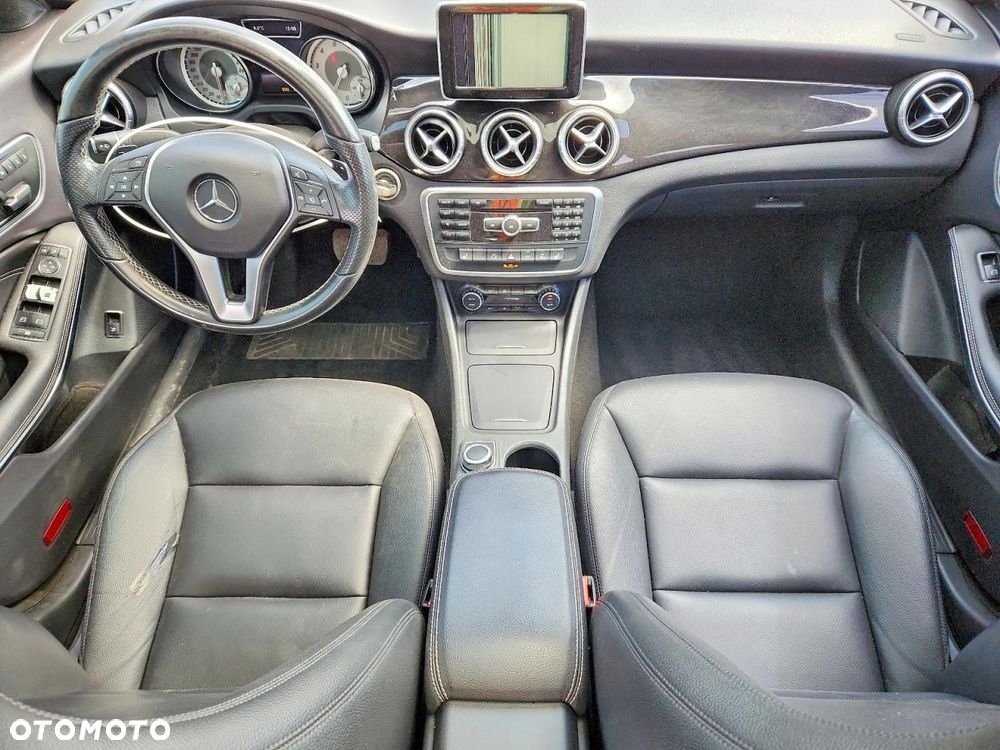 Mercedes-Benz CLA 250 4-Matic Sport - 8