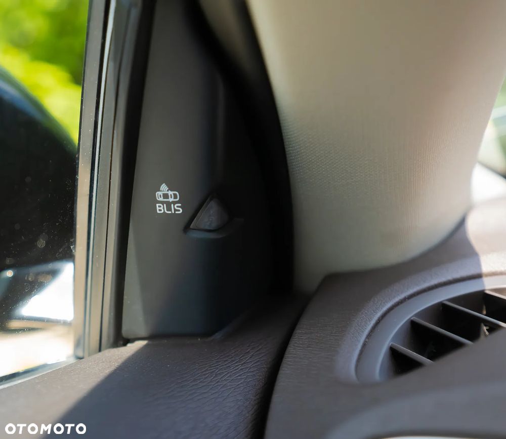 Volvo V40 T4 Powershift Summum - 39