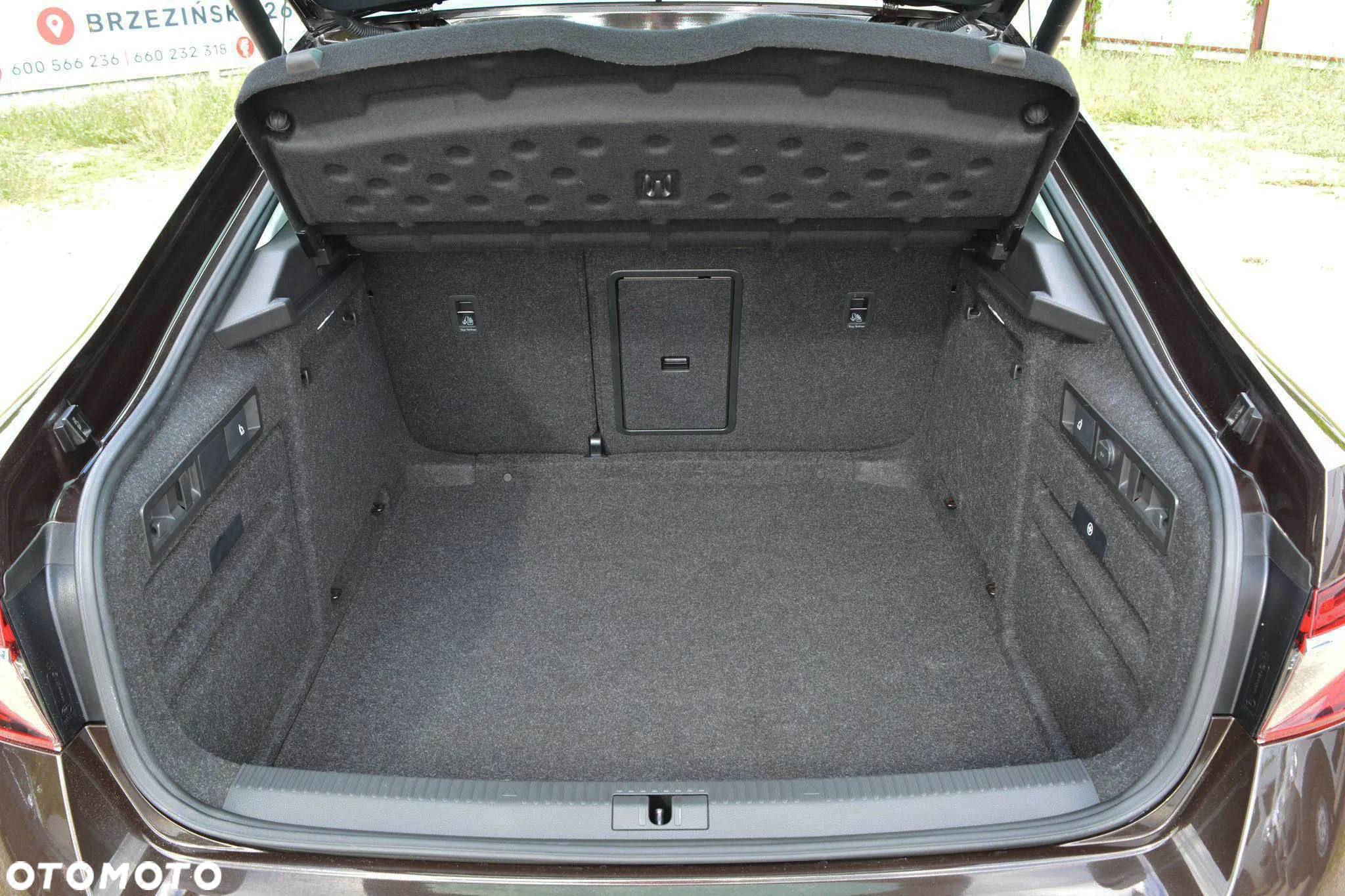 Skoda Superb 2.0 TDI SCR Style DSG - 40