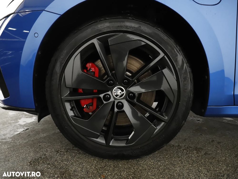 Skoda Octavia Combi 1.4 TSI iV DSG RS - 29